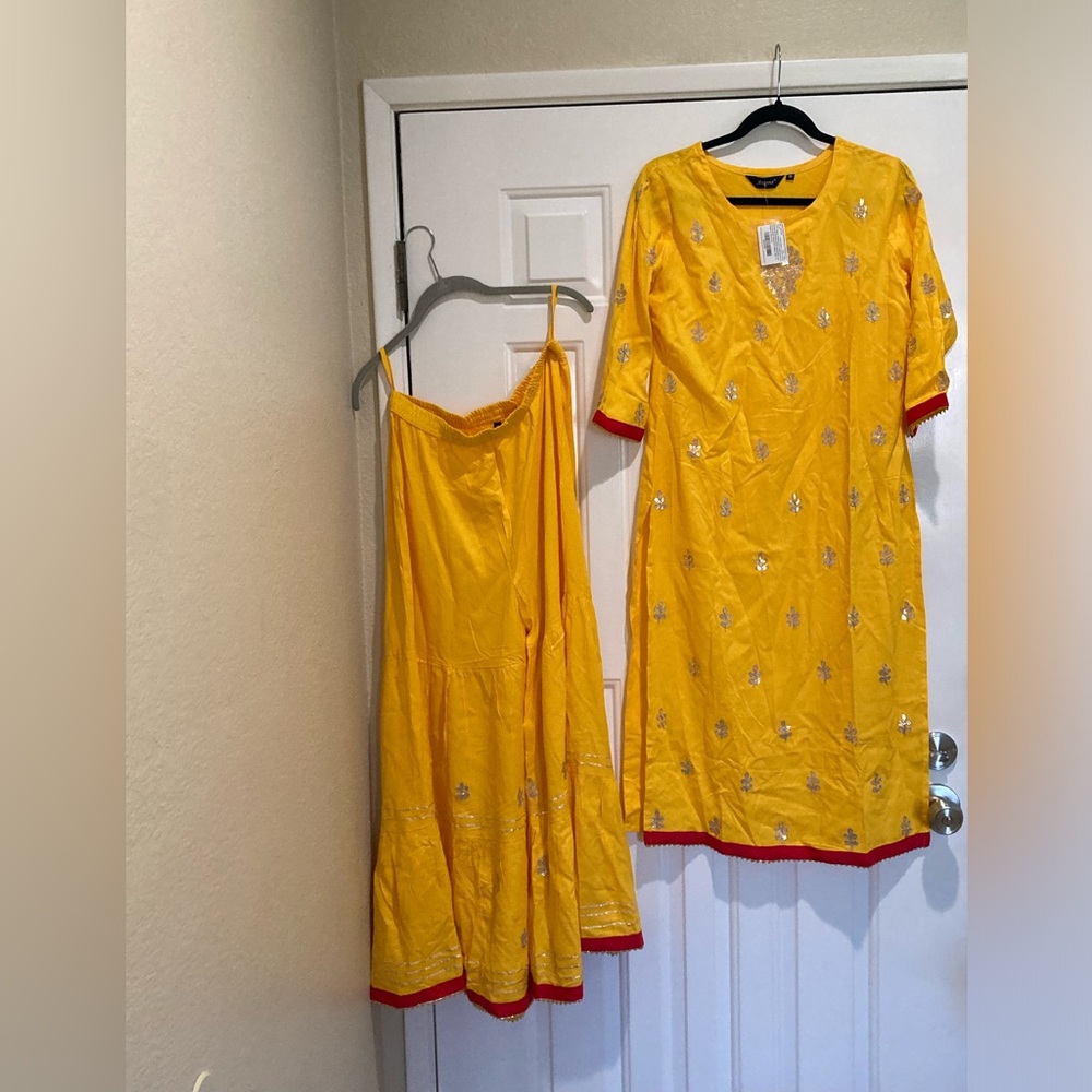 Aryana woman yellow cotton rayon kurti set